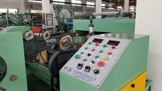 12000mm*2400mm*2000mm カーペットとメリットのためのスリップのないドットコーティングマシン