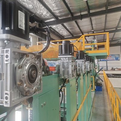 プラスチック包装材料 電気駆動 PLC制御 車の座席の炎ラミネート機