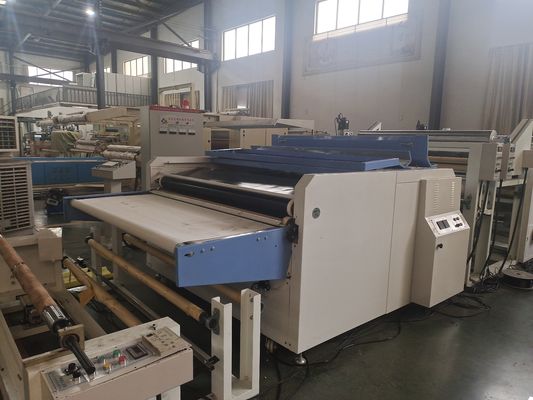 500mm-3000mm MAX 効果的な幅 フラットベッドラミネーション機械 熱プラスチック材料